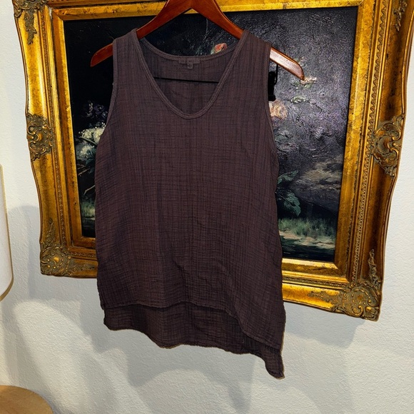 It is Well NEW 100% Cotton Gauzy Scoop Neck Tank Top Hi-Lo Hem Size Small - Picture 2 of 6